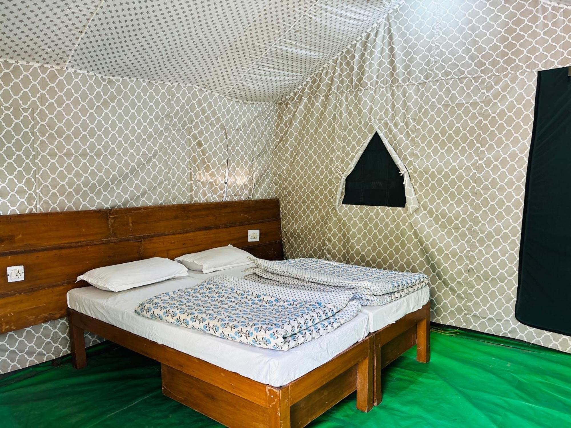 Camp High 5 Jayalgarh Hotel Dāngchura Exterior photo