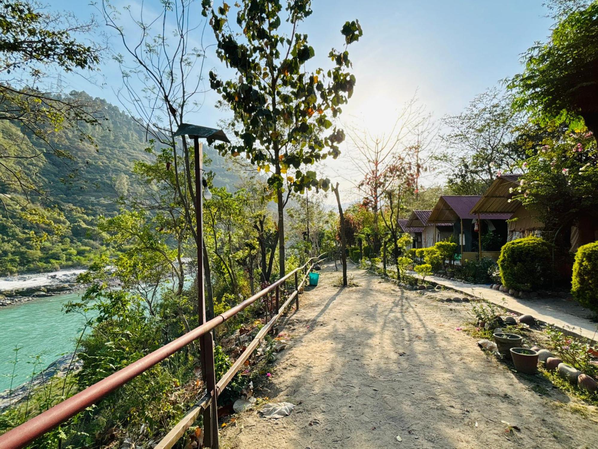 Camp High 5 Jayalgarh Hotel Dāngchura Exterior photo